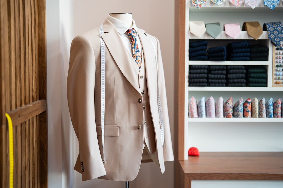 Showroom Atelier Blatin Toulouse, costume sur mesure rue Lafayette