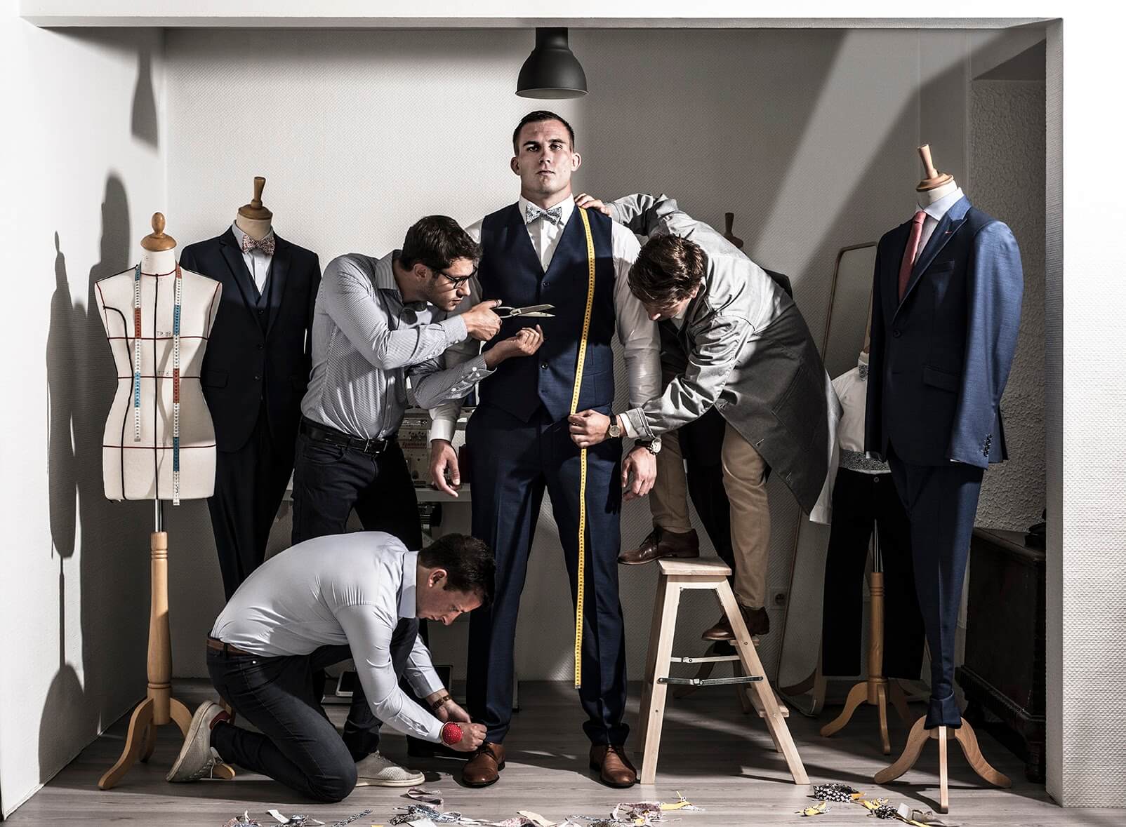 Paul Jedrasiak en essayage chez Atelier Blatin